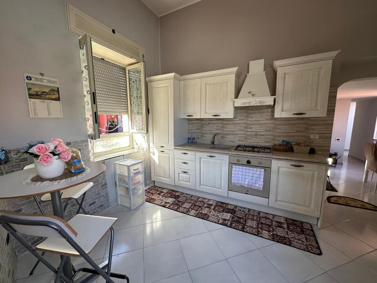 Scugnizzella Holiday House Lejlighed Napoli Eksteriør billede