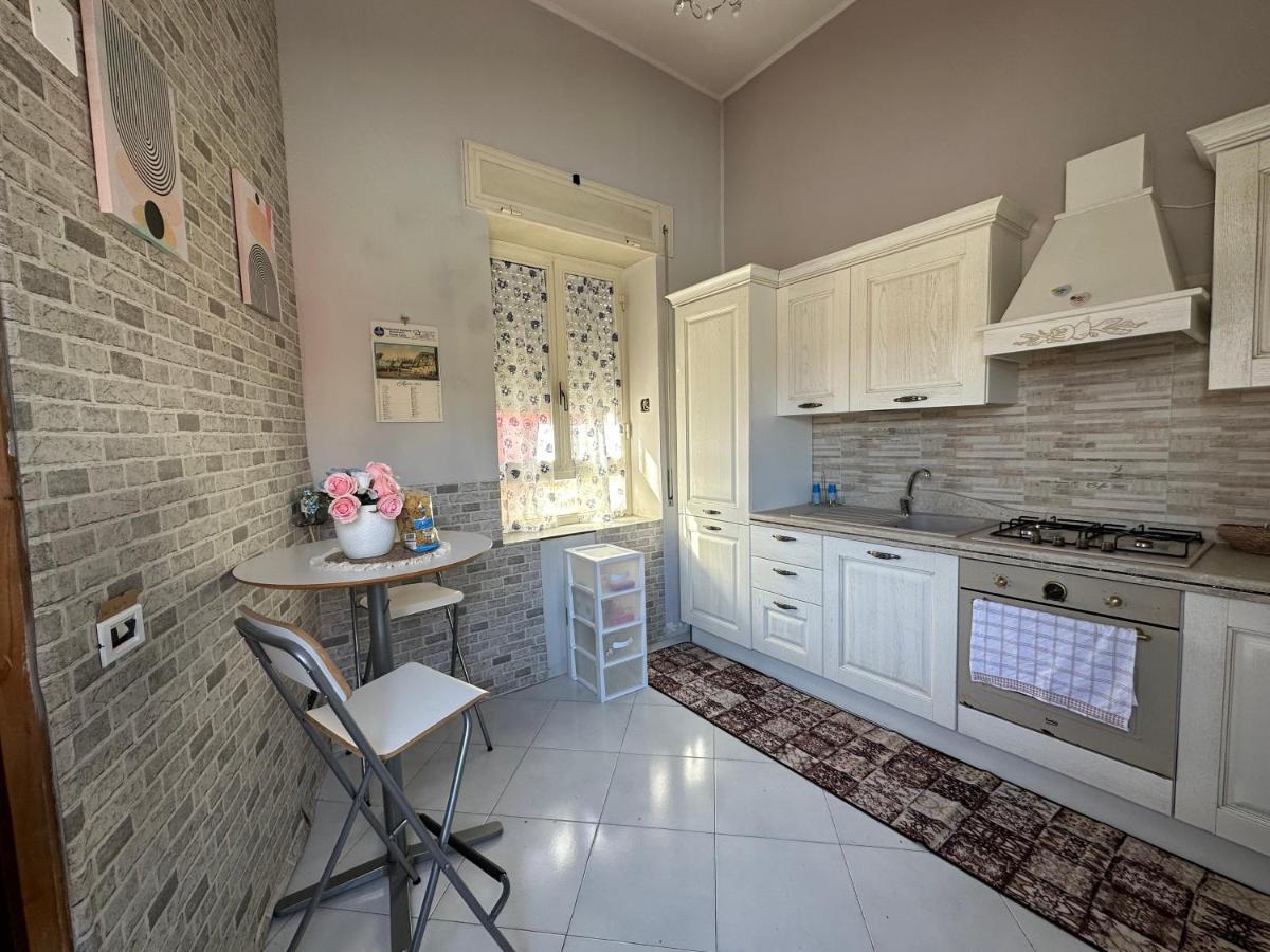 Scugnizzella Holiday House Lejlighed Napoli Eksteriør billede