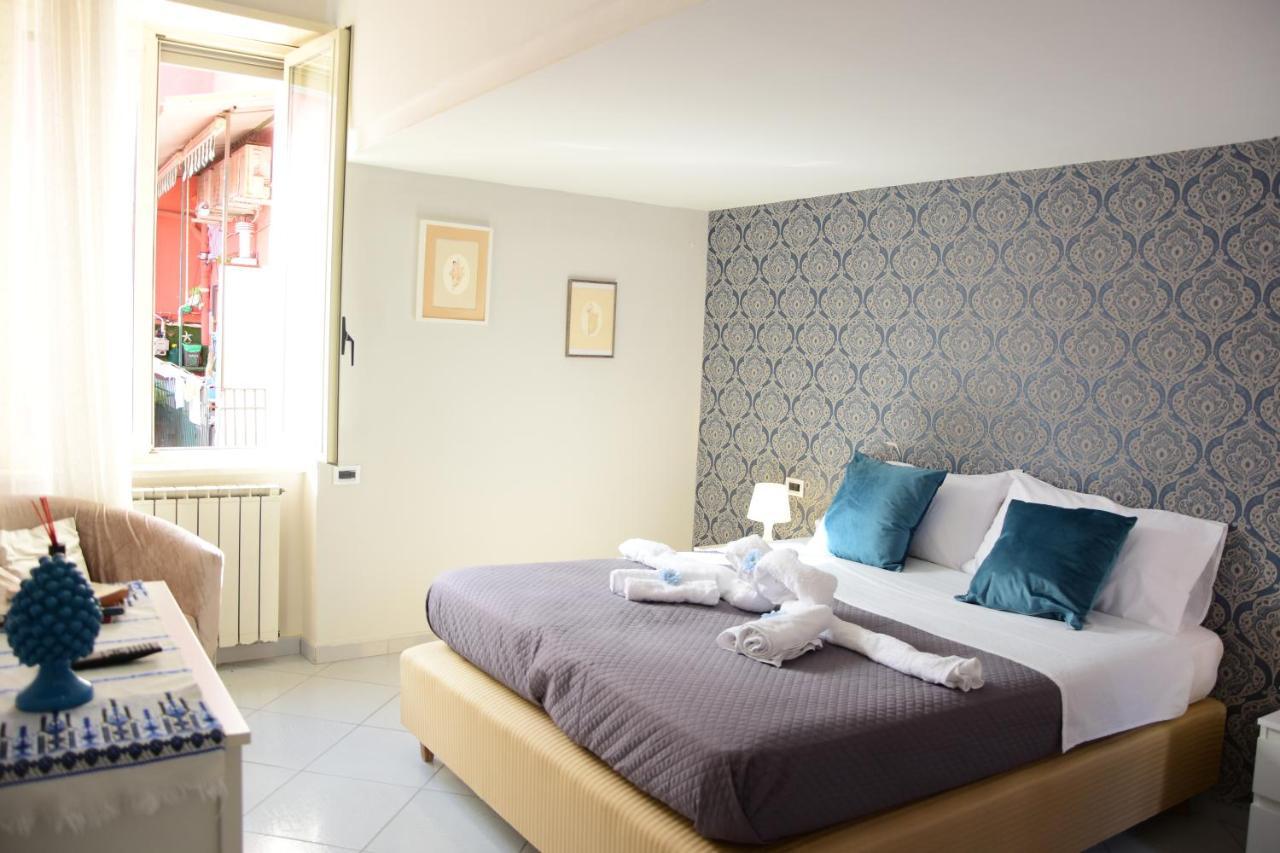 Scugnizzella Holiday House Lejlighed Napoli Eksteriør billede